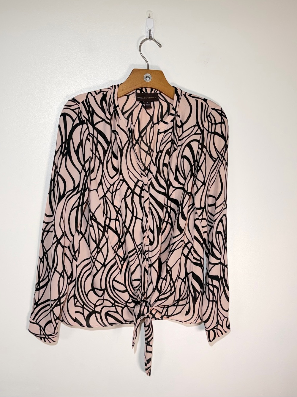 Dana Buchman Blush Pink Black Abstract Tie-Front Button-Down Blouse